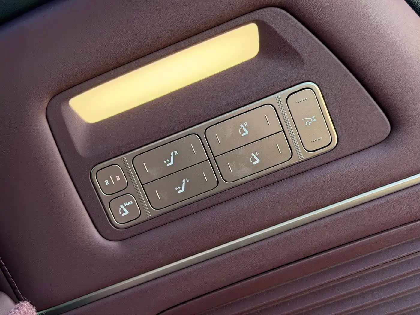 NIO ES8 2025 2025 Base Model