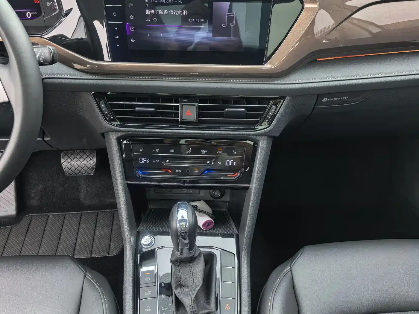 Volkswagen Tharu 2022 280TSI FWD Luxury Edition фото 11