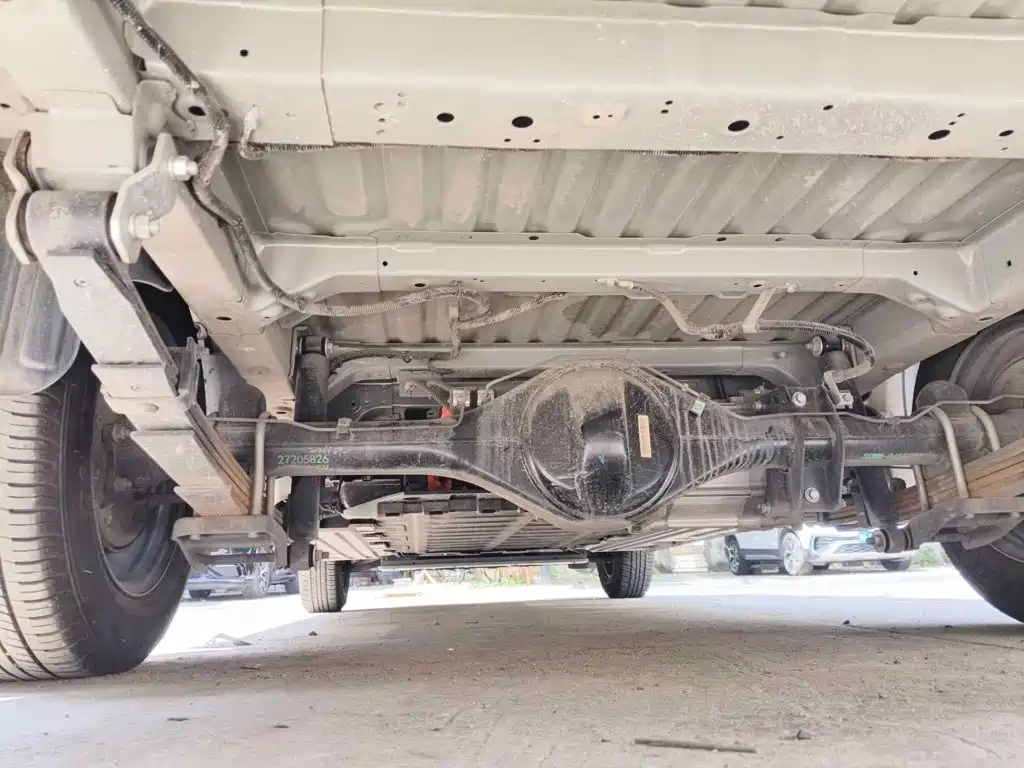 Wuling Motors Wuling Yangguang 2026 2026 Model 330km Passenger Van Comfort Version