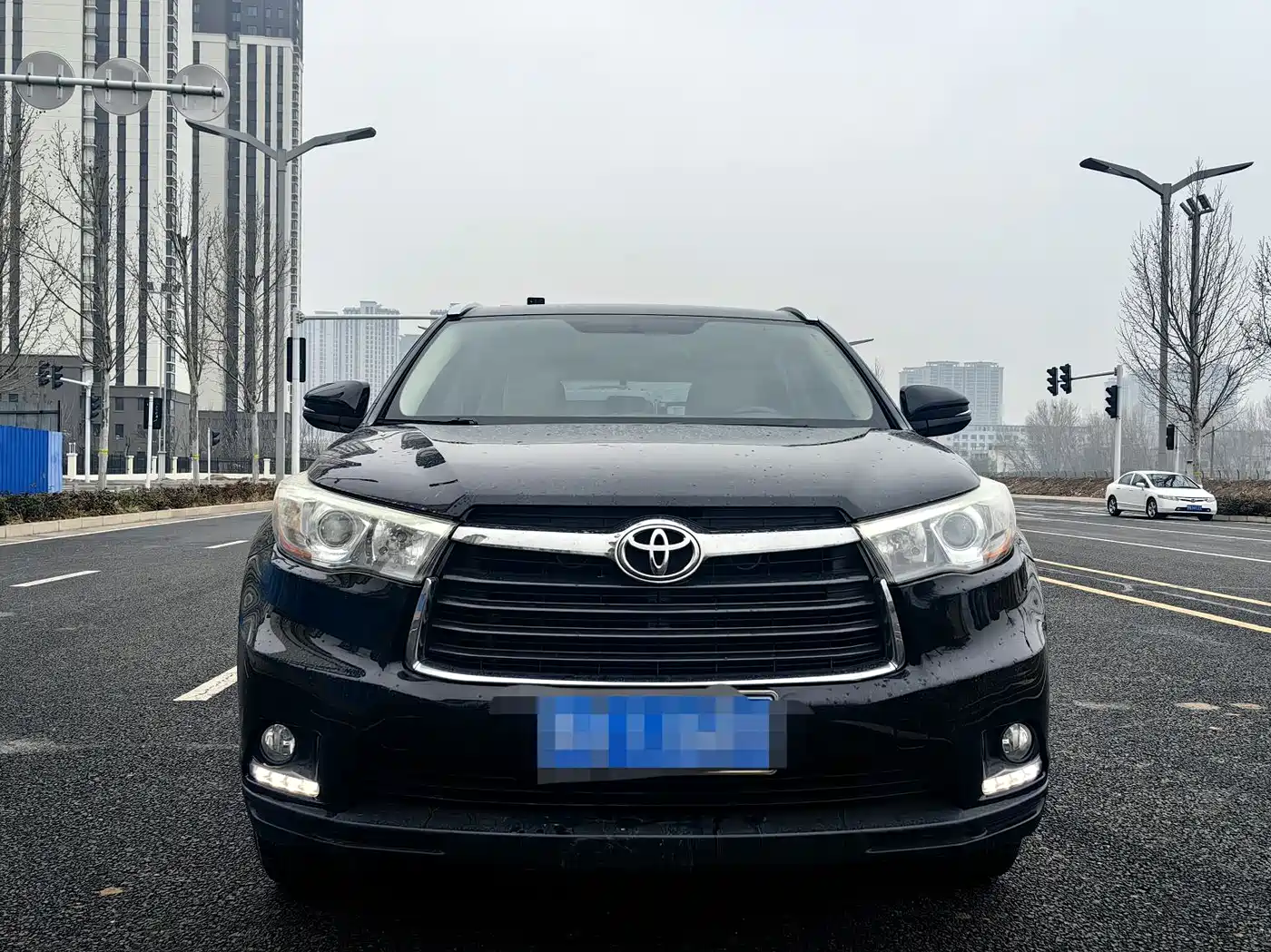 TOYOTA HIGHLANDER