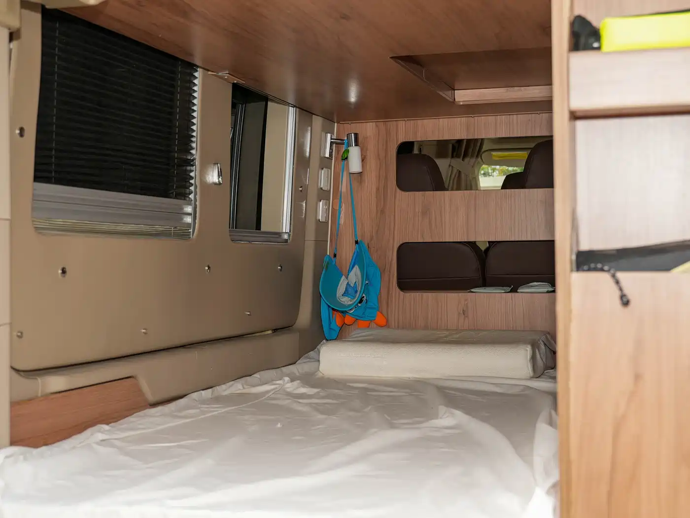 SAIC Maxus MAXUS V90 RV 2021 2.0T Travel Home V90 Self-Contained Class B RV Luxury Longitudinal Bed фото 33