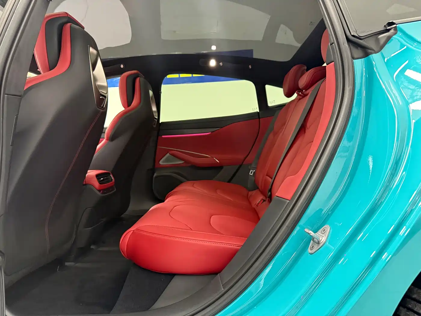 XIAOMI CAR XIAOMI SU7