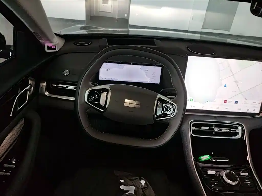 Geely Galaxy Galaxy A7 2025 EM-i 150km Explorer+ Edition фото 11