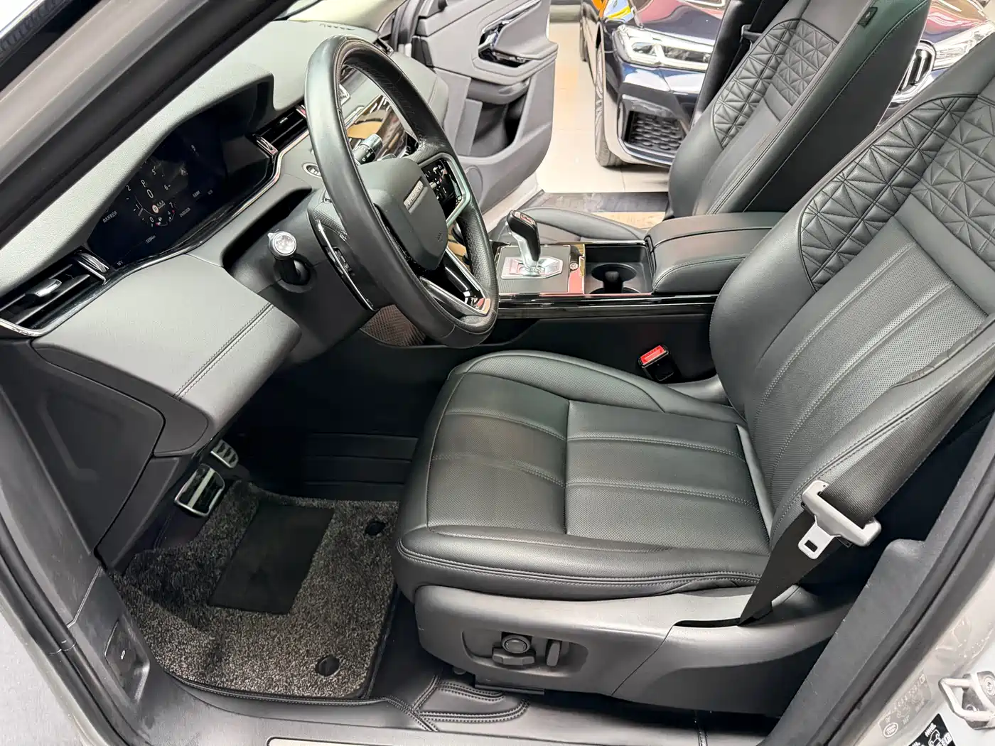 LAND ROVER RANGE ROVER AURORA