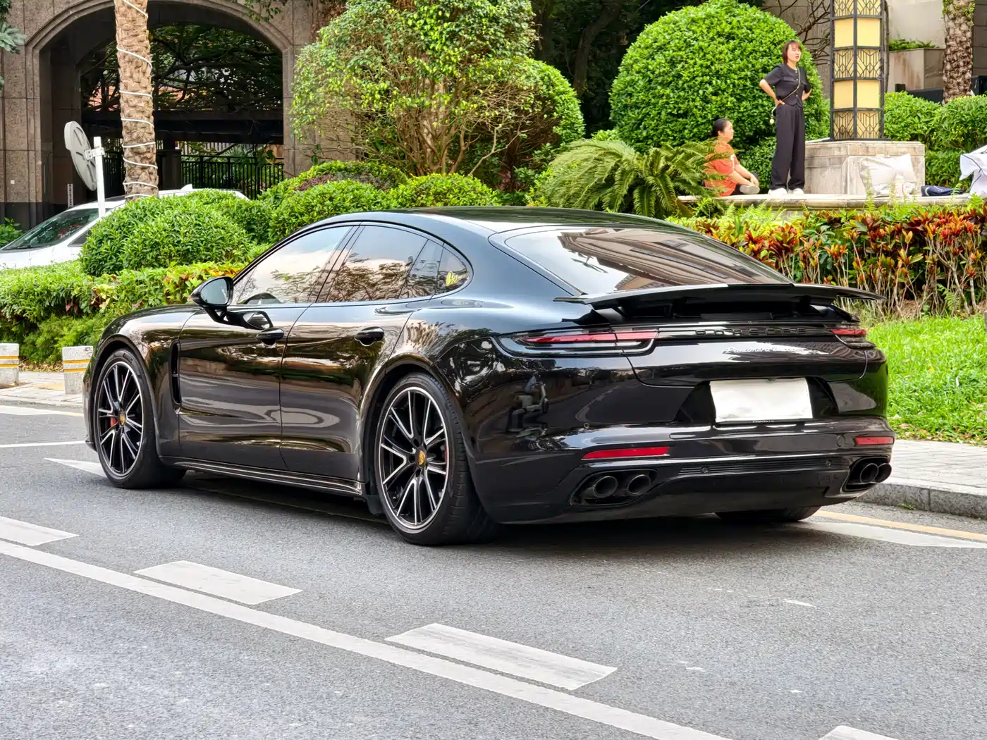 PORSCHE PANAMERA