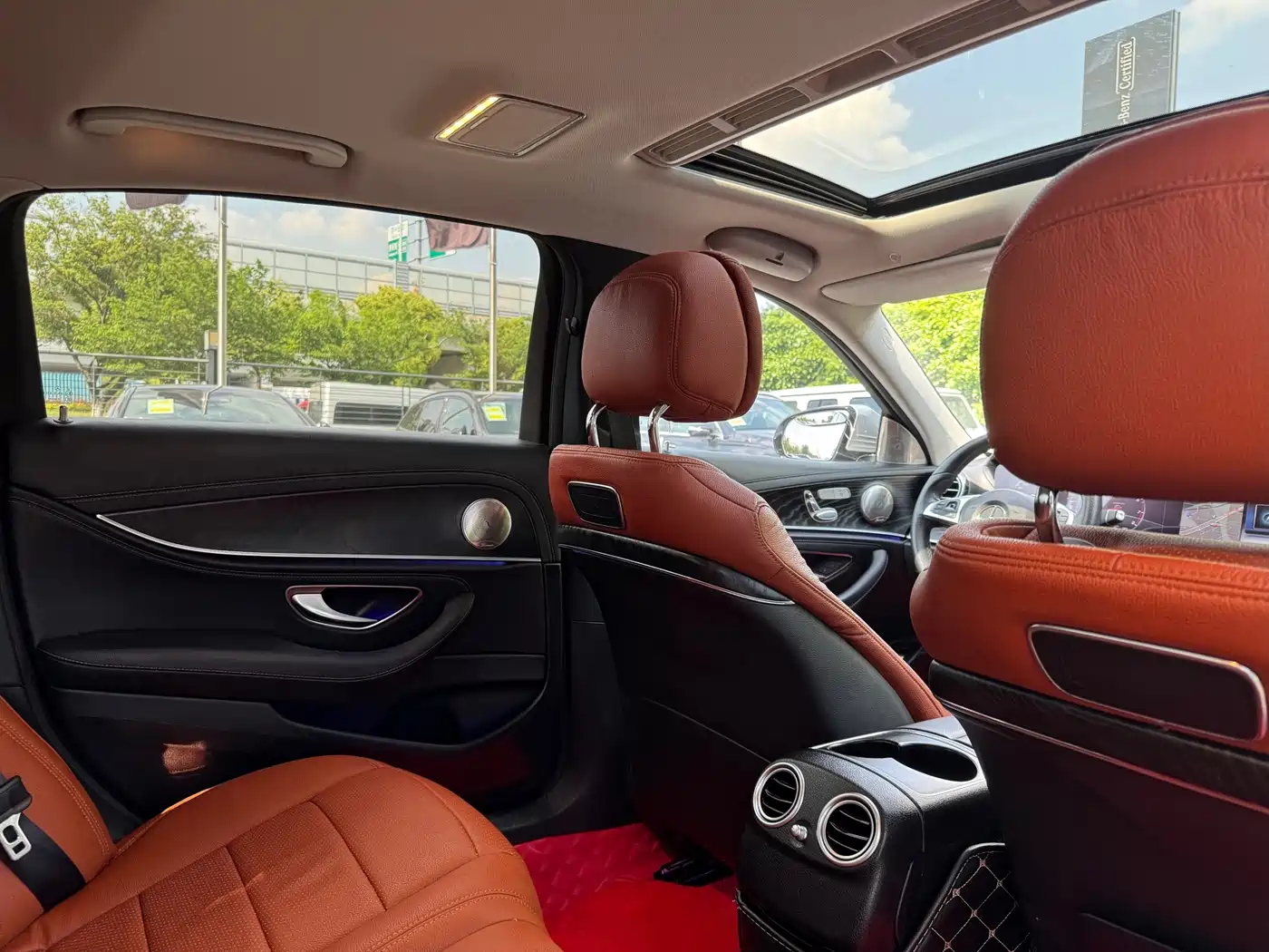 Mercedes-Benz E-Class 2018 E 200 L Sport фото 15