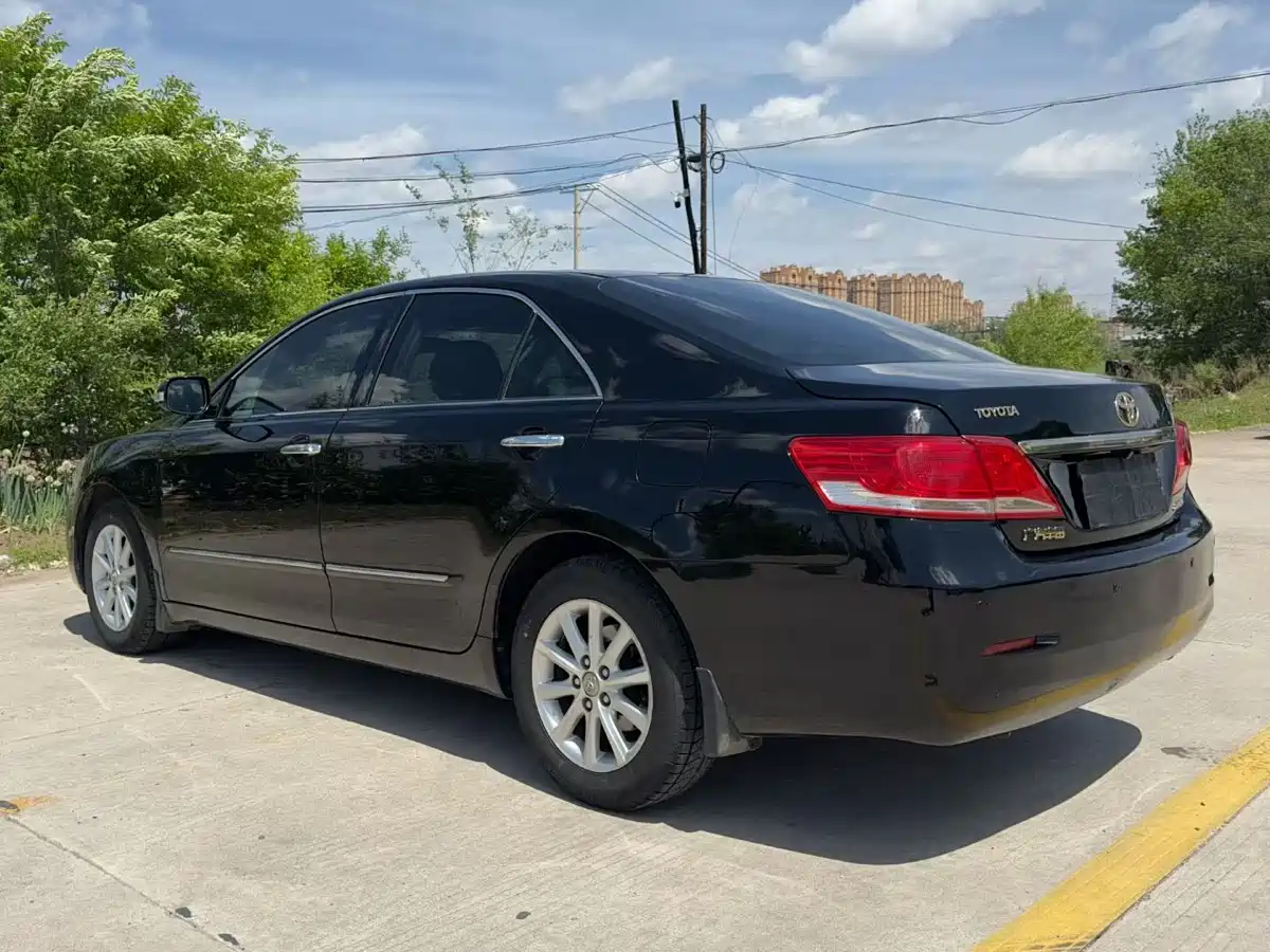 Toyota Camry 2010 240G Luxury Edition фото 9