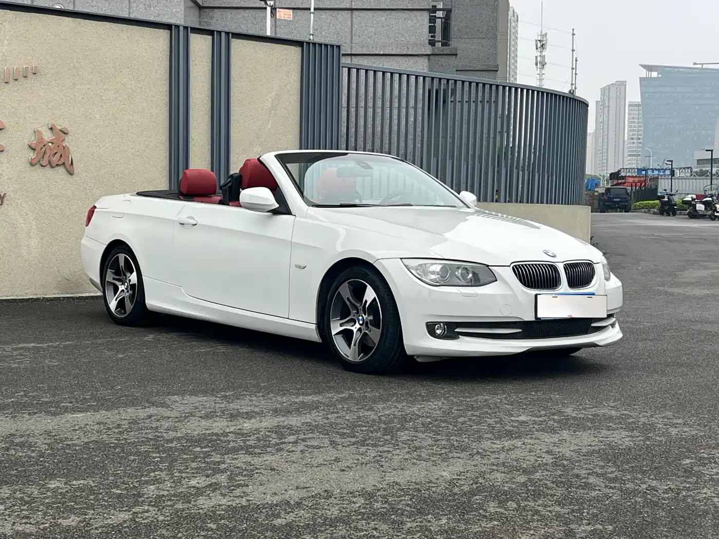 BMW 3 Series (Import) 2011 325i Convertible Coupe фото 3