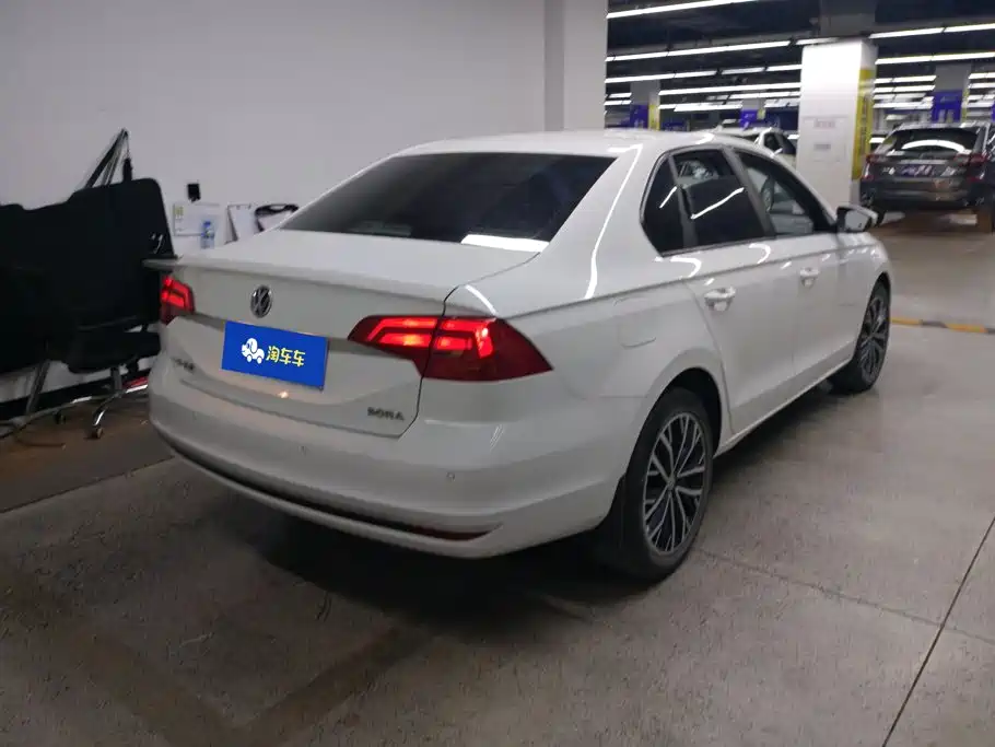 Фото 3 - Volkswagen Bora