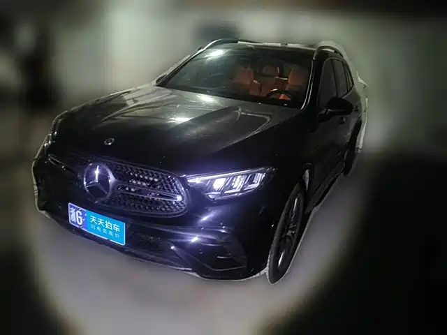Mercedes-Benz GLC 2023