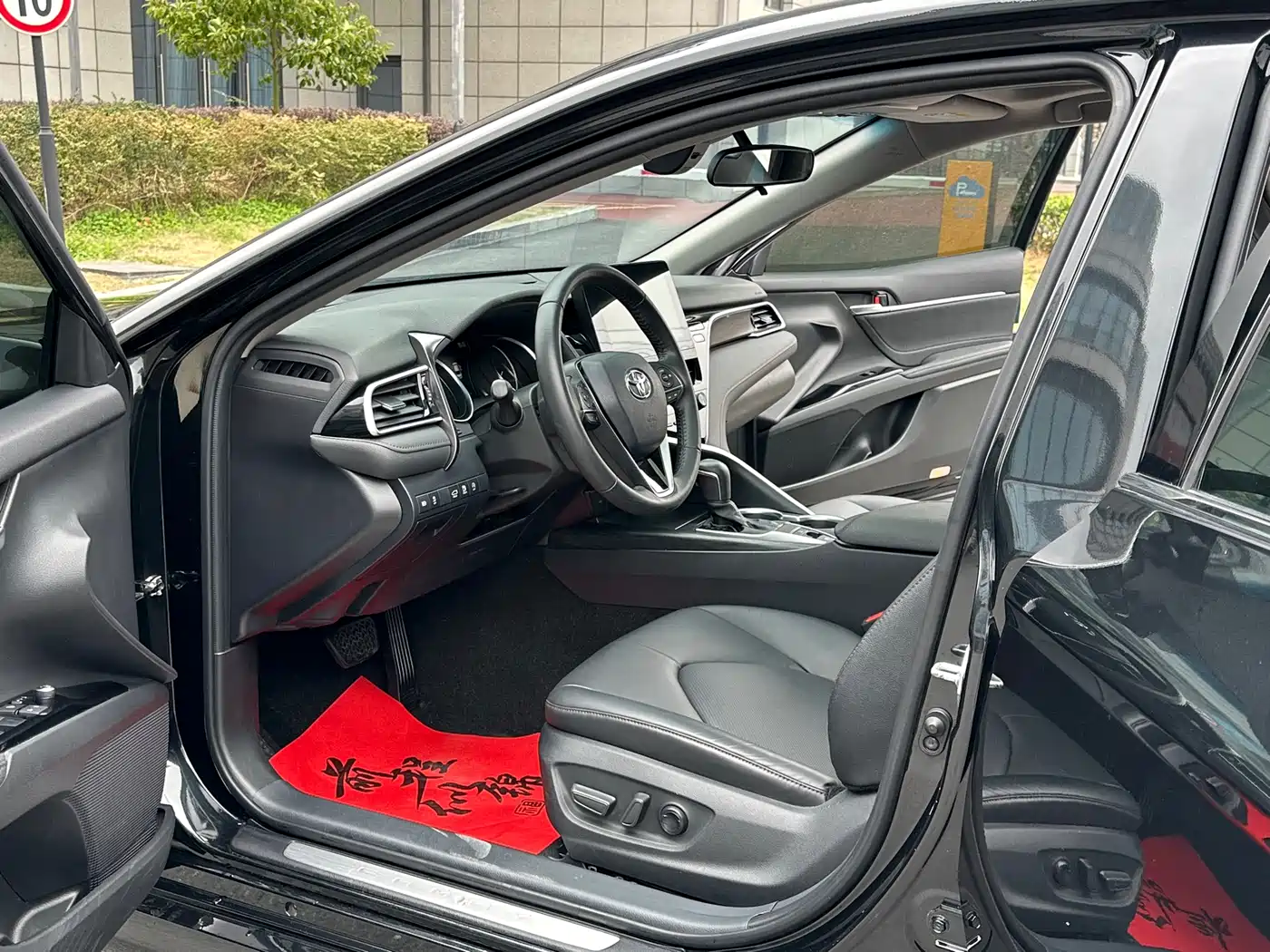 Toyota Camry 2021 2.0G Luxury Edition фото 4