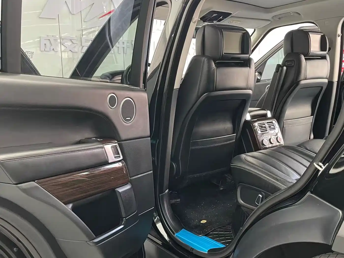 Land Rover Range Rover 2013 NA 5.0 V8 Vogue фото 8