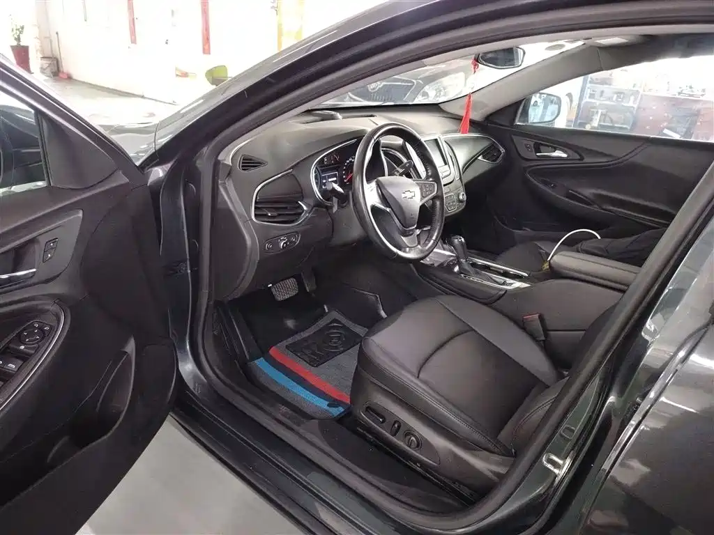 Chevrolet Malibu XL 2018 530T Auto RuiChi Edition фото 12