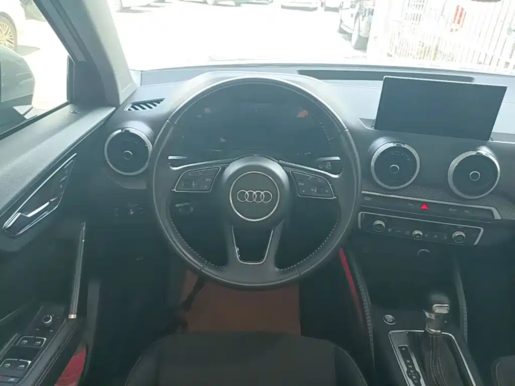 Audi Q2L e-tron 2022 2022 Q2L e-tron Pure Electric Intelligent
