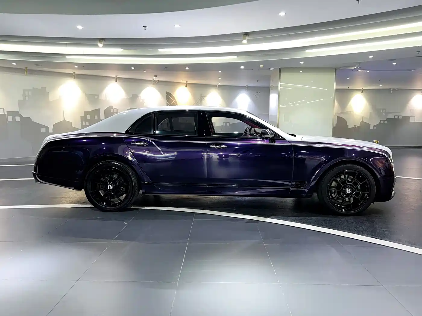 Bentley Mulsanne 2012 6.8T EIC Special Custom Edition фото 7