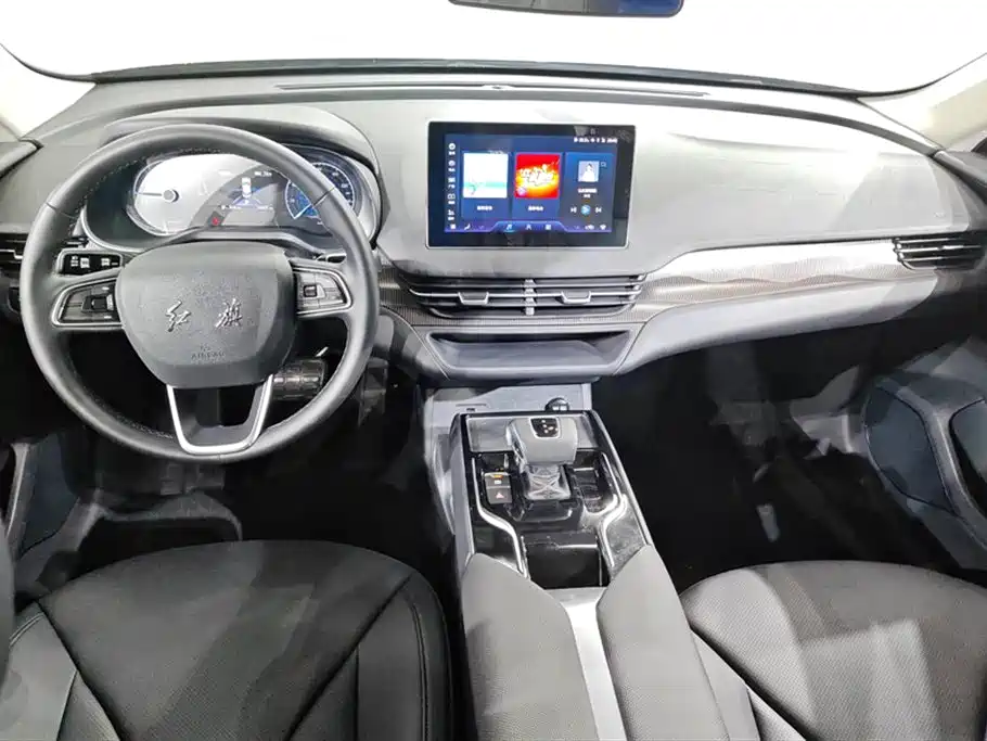 Hongqi E-QM5 2023 Facelift Basic Travel Edition фото 12