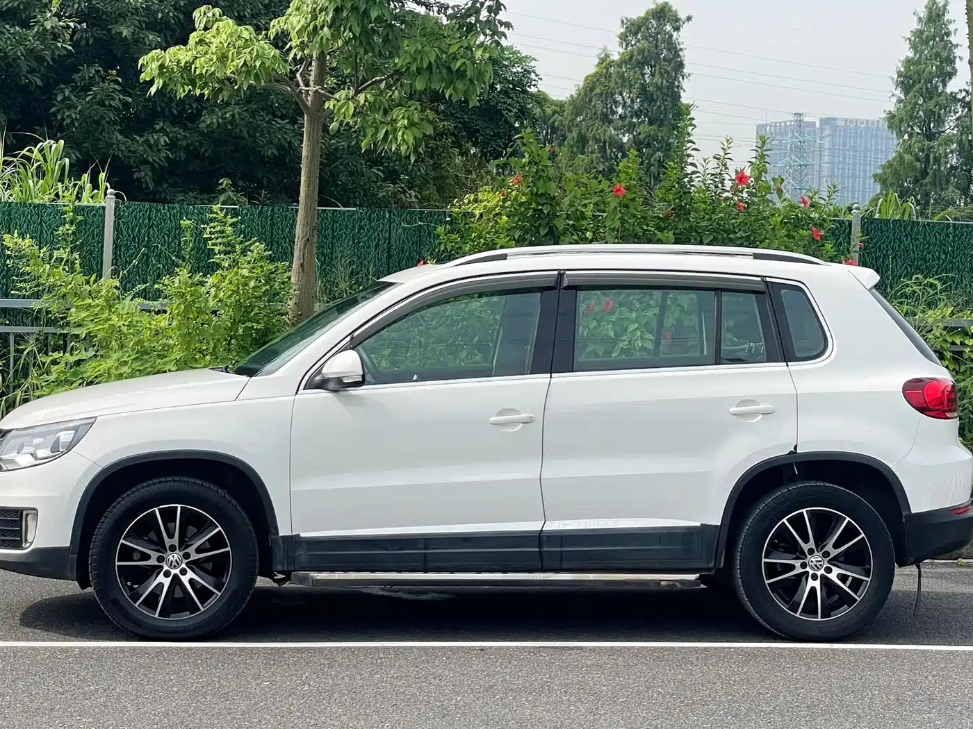 Фото 6 - Volkswagen Tiguan