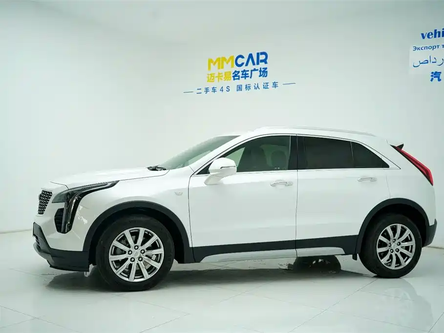 Cadillac XT4 2022 28T FWD Luxury фото 10