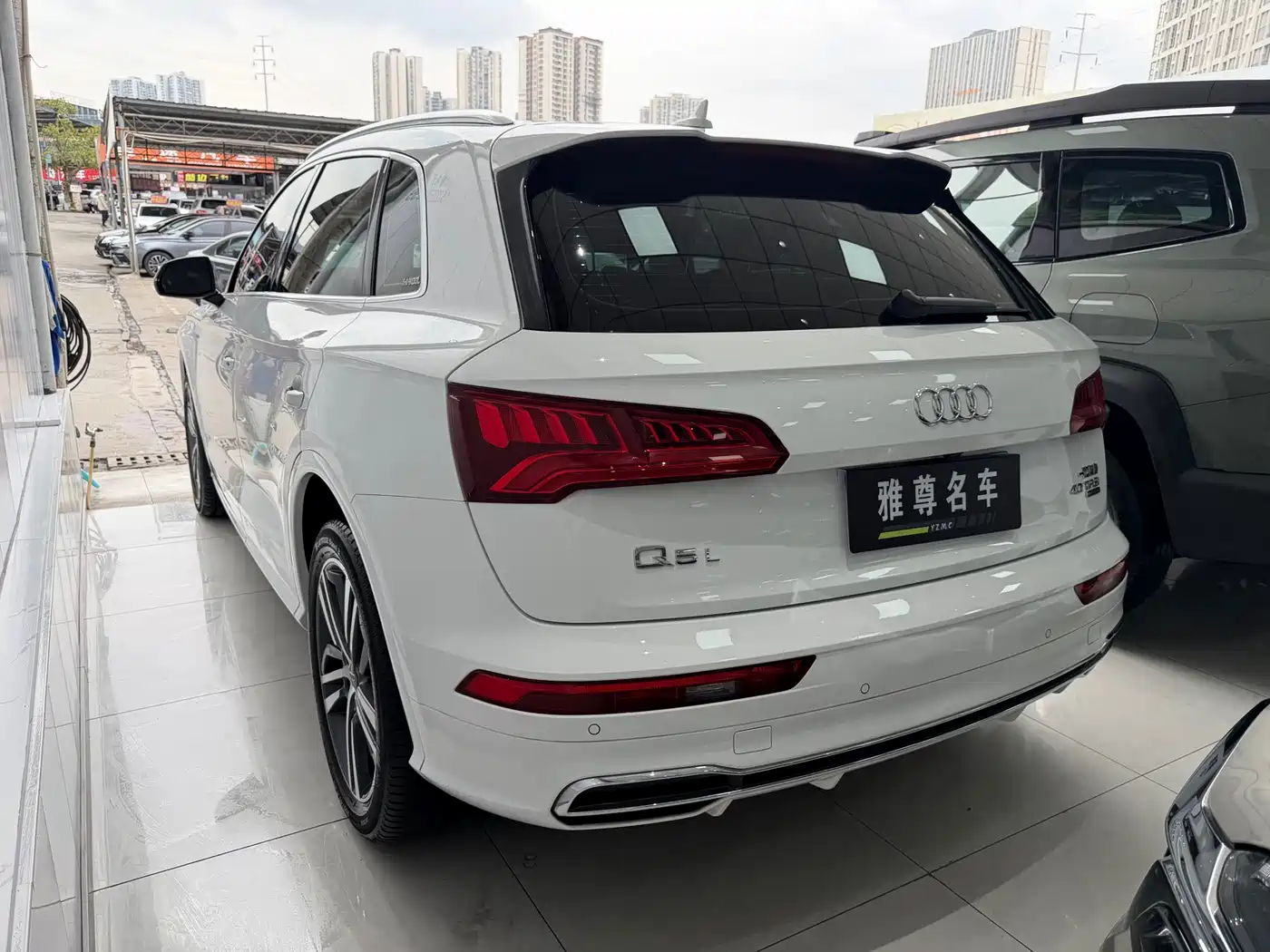 Audi Q5L 2020 40 TFSI Prestige Fashion фото 12