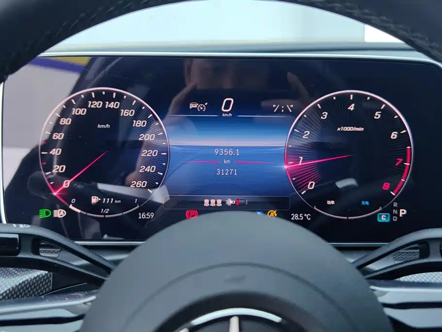 Mercedes-Benz C-Class 2023 Facelift C 200 L Sport Edition фото 14