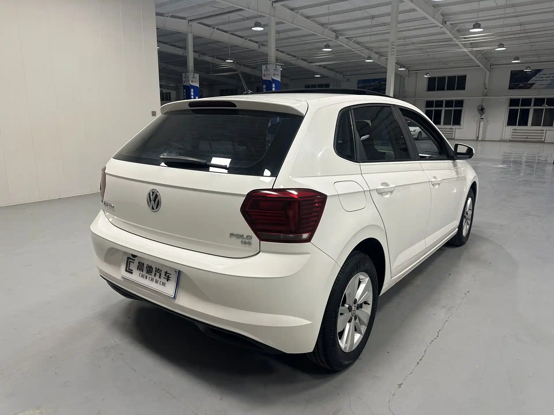 صورة 4 - Volkswagen Polo