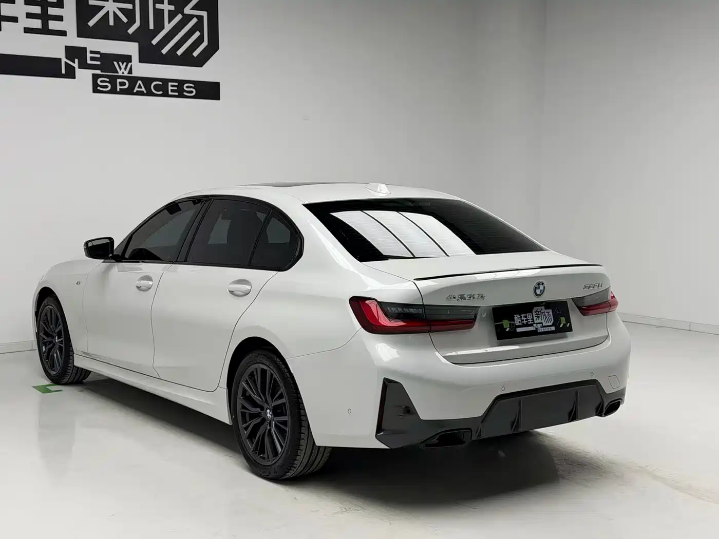 BMW 3 Series 2024 325Li M Sport Shadowline Package фото 6