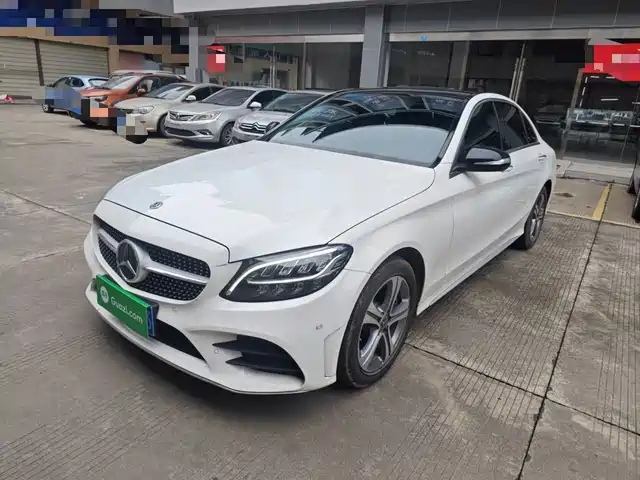 Mercedes-Benz C-Class 2020
