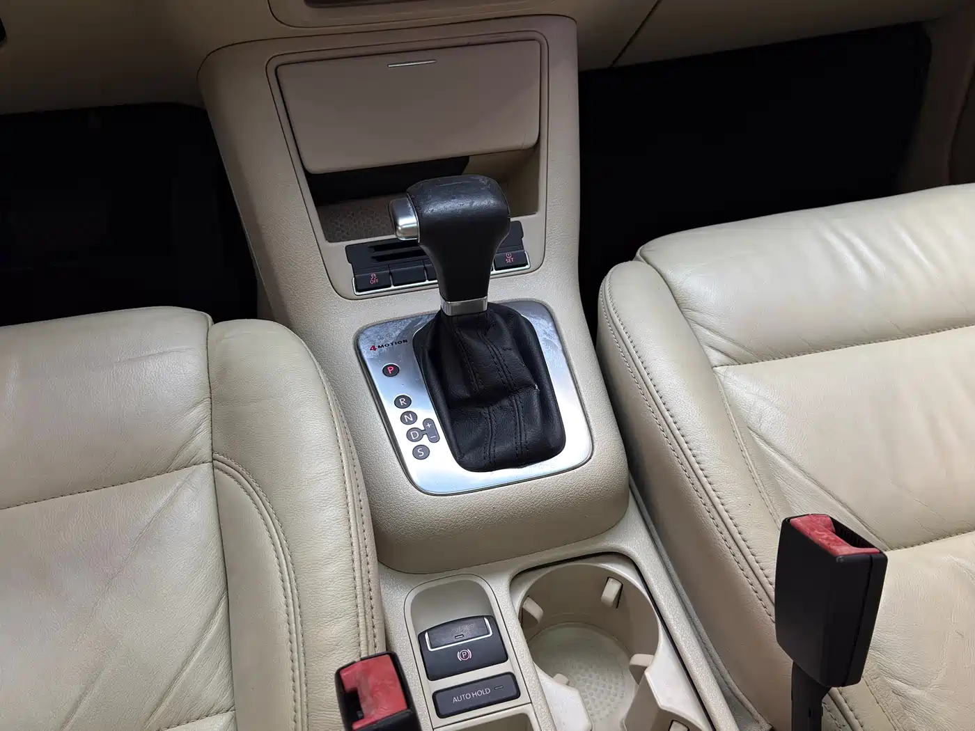 Volkswagen Tiguan 2010 2.0TSI Automatic 4WD Elite фото 8