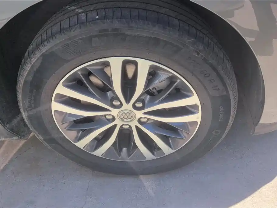 Buick GL8 2018 ES 28T Luxury Type China VI фото 6