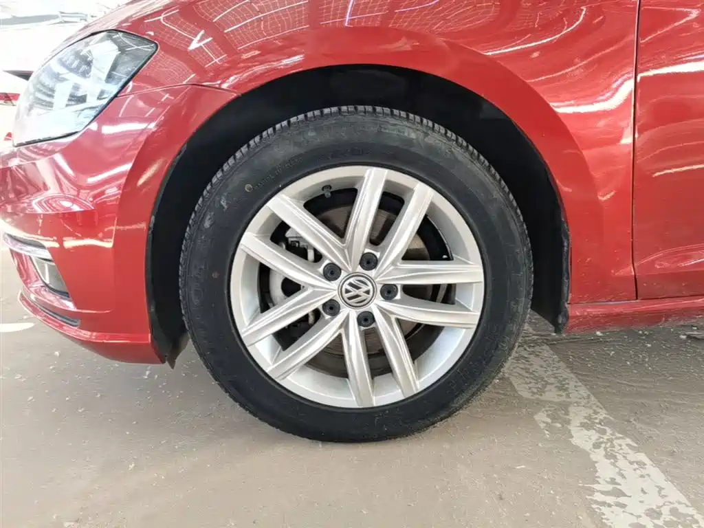 Volkswagen Golf 2019 1.6L Auto Comfort (China V) фото 23
