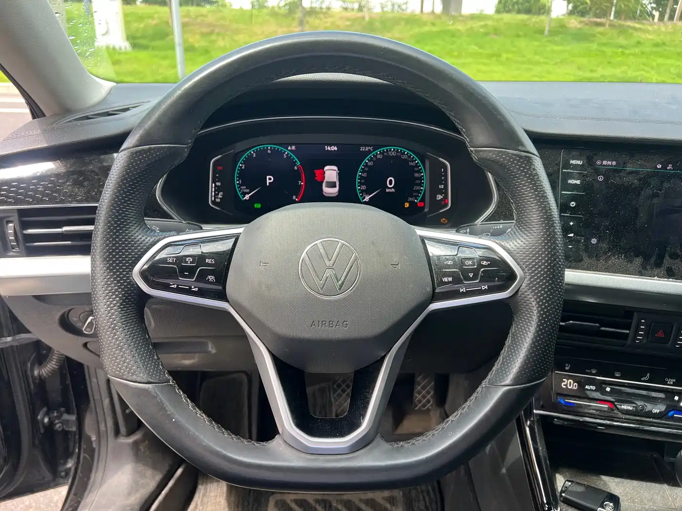 Volkswagen Passat 2023 380TSI Luxury Edition фото 7