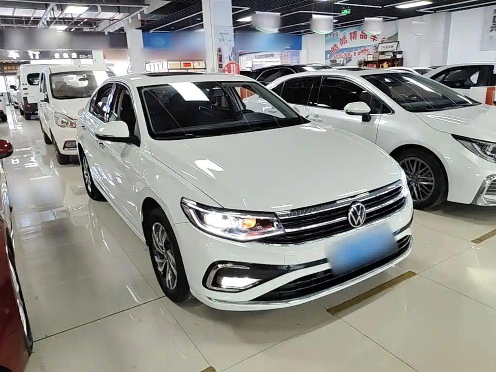 Volkswagen Bora 2023 200TSI DSG Yuexing Edition фото 4