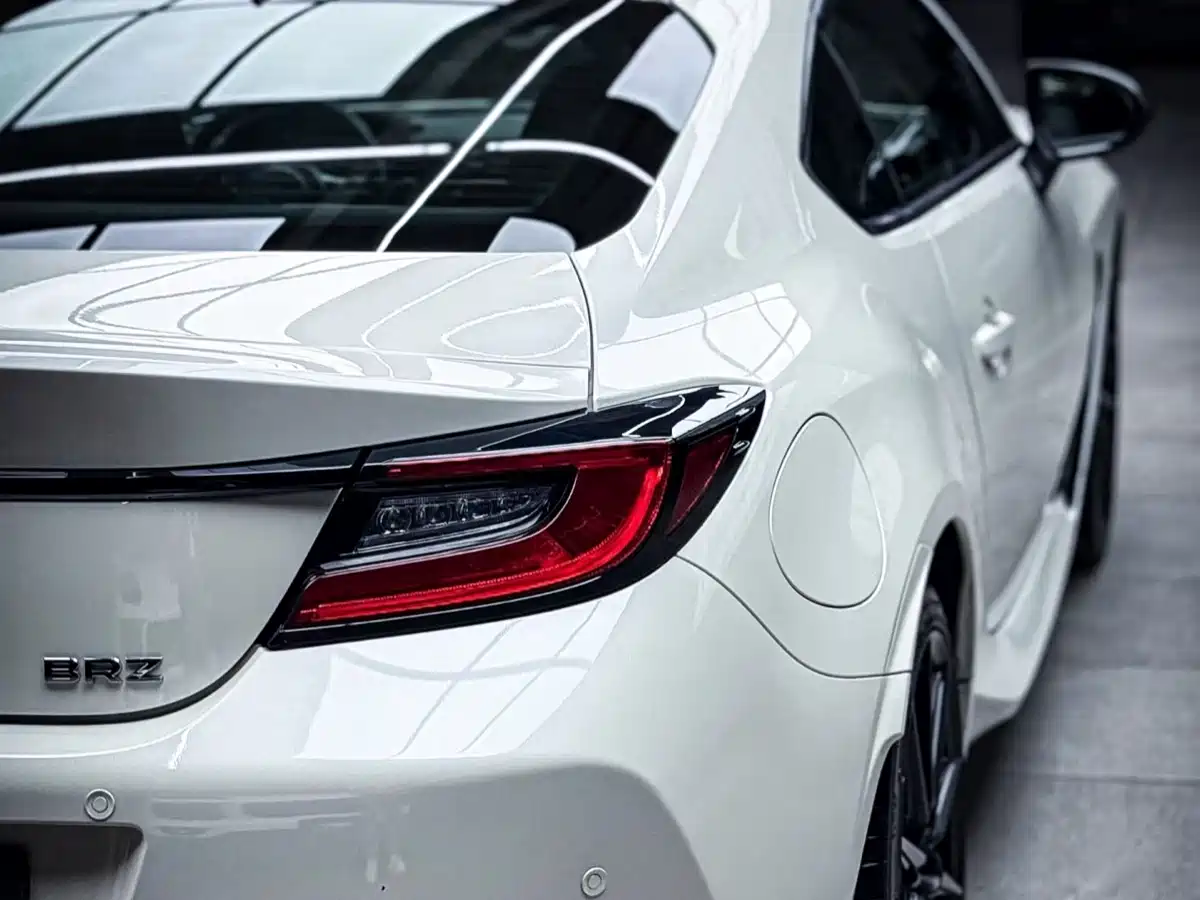 SUBARU BRZ