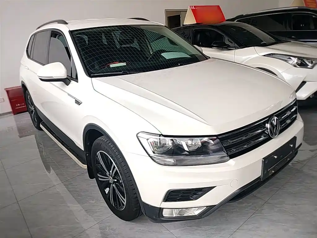 Volkswagen Tiguan L 2020 330TSI Auto 2WD Trend China VI фото 4