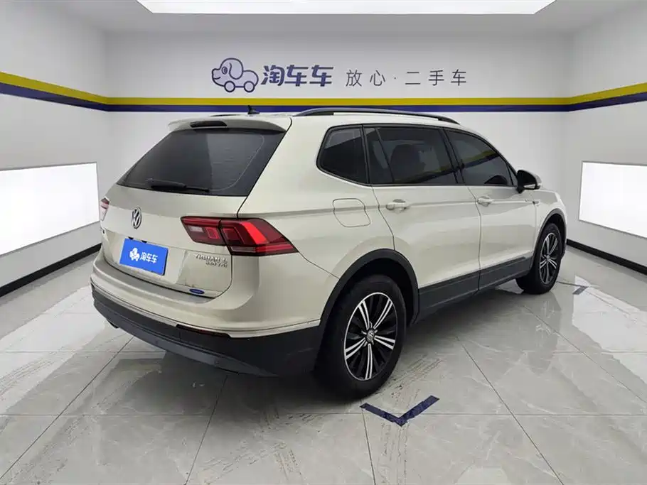 Volkswagen Tiguan L 2020 330TSI Auto 2WD Trend China VI фото 3