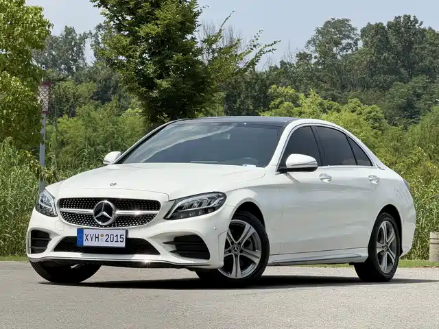 Mercedes-Benz C-Class 2019