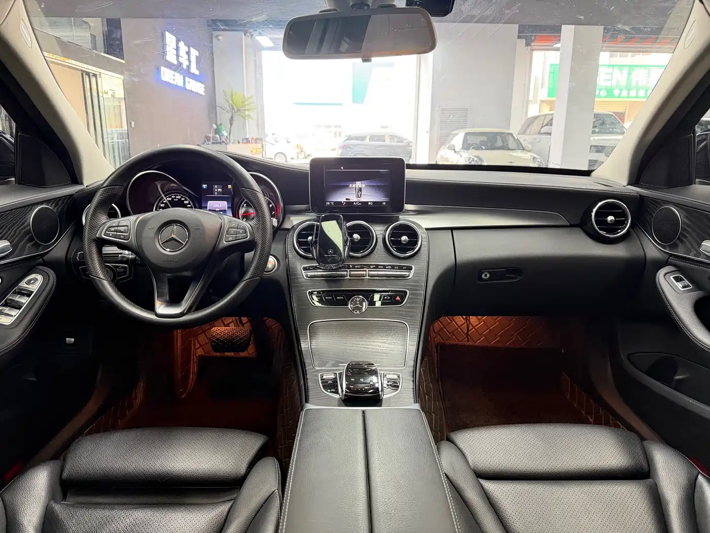 Mercedes-Benz C-Class 2016 C 180 L Sport фото 6