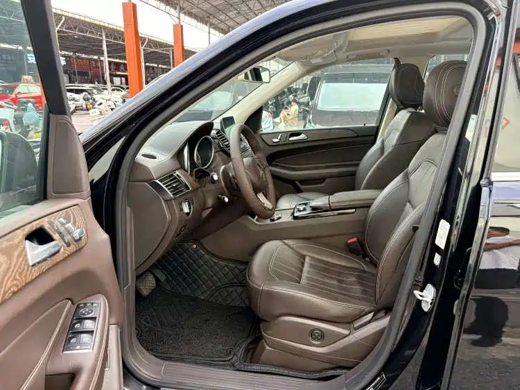 Mercedes-Benz GLE 2017 GLE 320 4MATIC Dynamic фото 4
