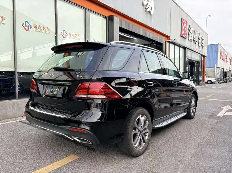 Mercedes-Benz GLE 2017 GLE 320 4MATIC Dynamic фото 12