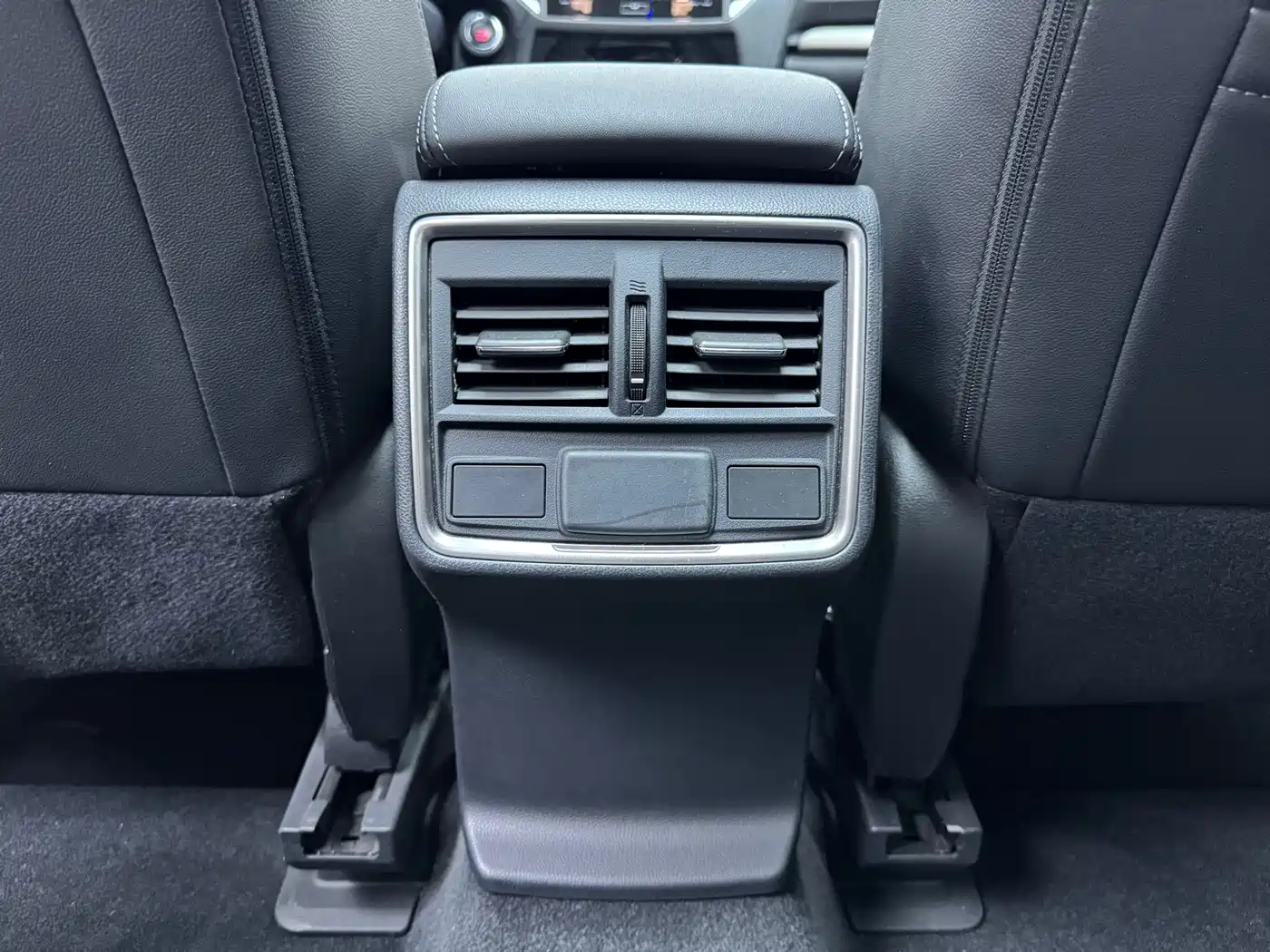 Subaru Forester 2022 2.0i AWD Luxury Edition with EyeSight фото 18