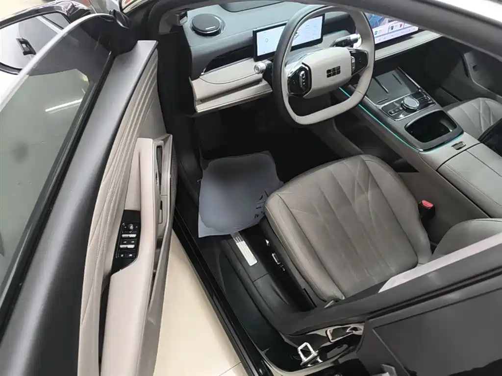 Geely Galaxy Galaxy Xingyao 8 2025 130km EM-P Starship Edition фото 16