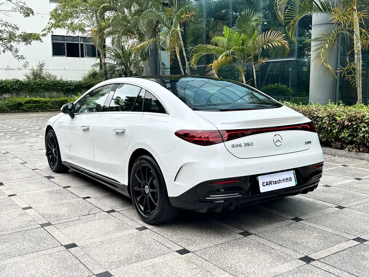 Mercedes-Benz EQE 2022 350 Pioneer Edition фото 6
