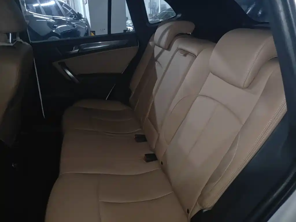 Zhonghua V5 2016 2016 1.5T Automatic 2WD Smart