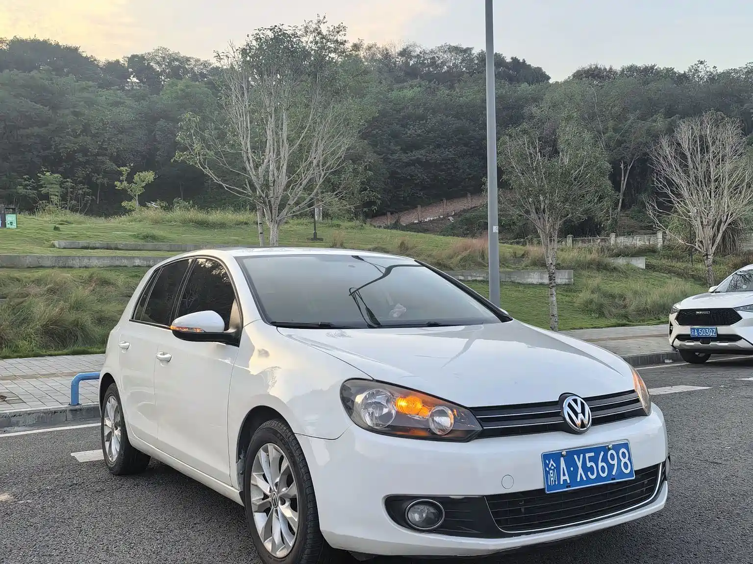 Фото 3 - Volkswagen Golf