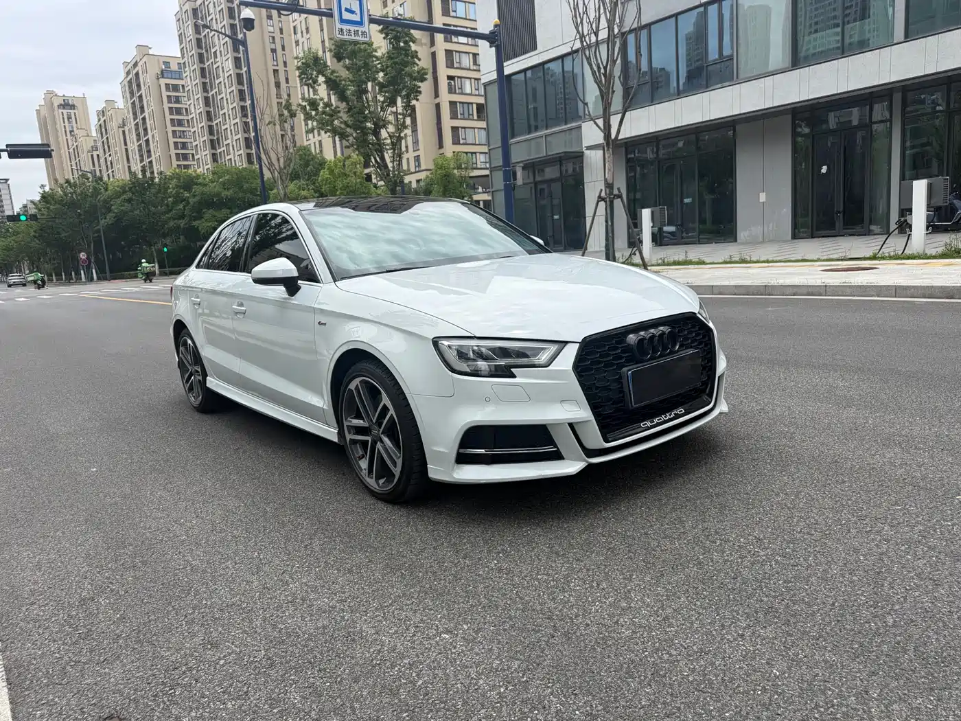 Audi A3 2019 Limousine 40 TFSI Sport China VI фото 3