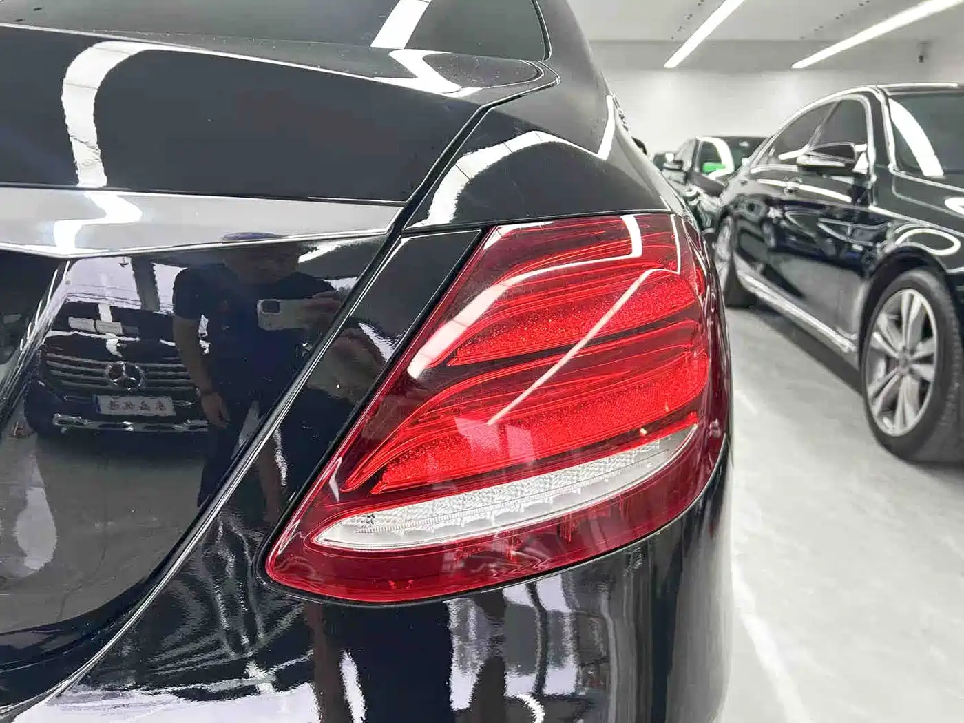 Mercedes-Benz E-Class 2018 E 200 L Sport фото 22