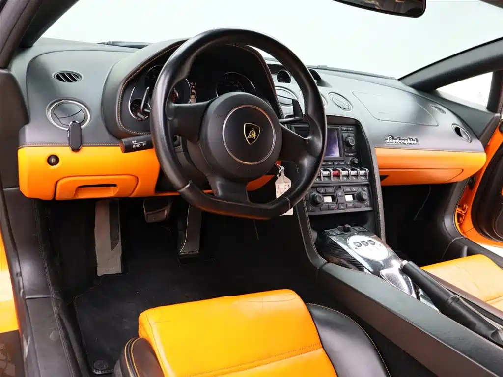 Lamborghini Gallardo 2011 Lamborghini Gallardo LP 560-4 Bicolore фото 6