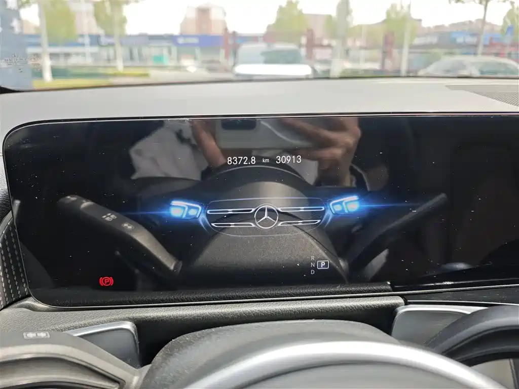 Mercedes-Benz GLB 2023 GLB 220 Dynamic фото 20