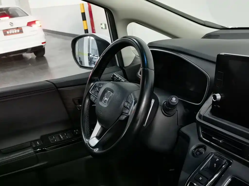 Фото 22 - Honda Odyssey