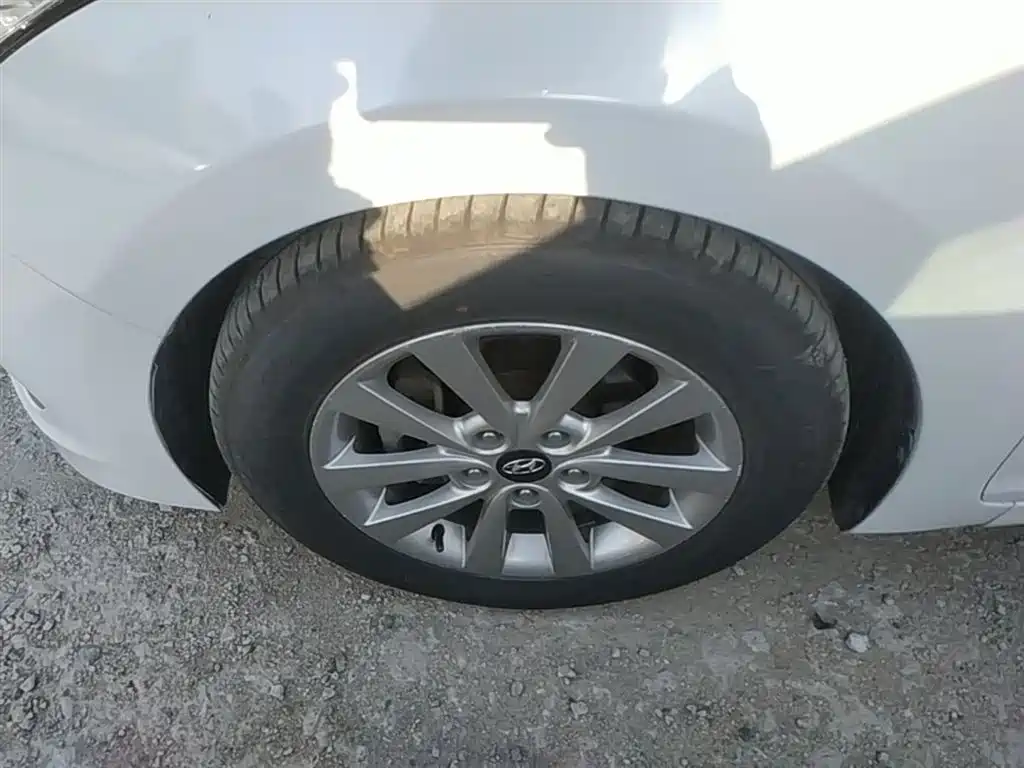 Hyundai Mistra 2014 1.8L Auto Smart GLS фото 23